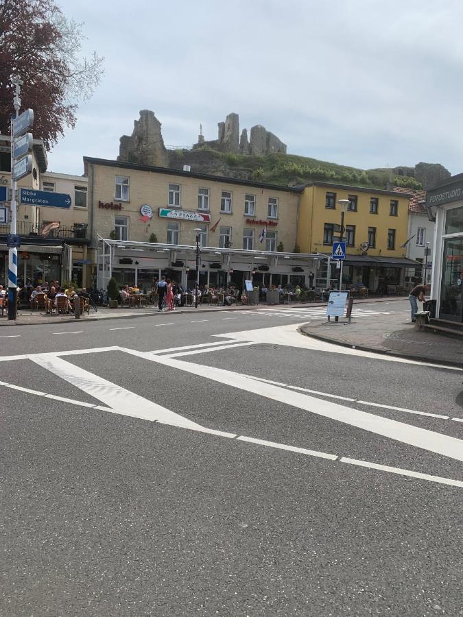 Hotel Restaurant La Piazza Valkenburg aan de Geul ภายนอก รูปภาพ